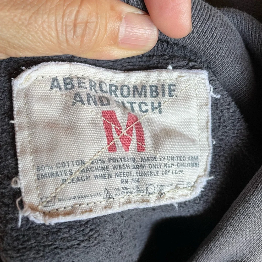 Abercrombie & Fitch vintage sweatshirt - Picture 4 of 4
